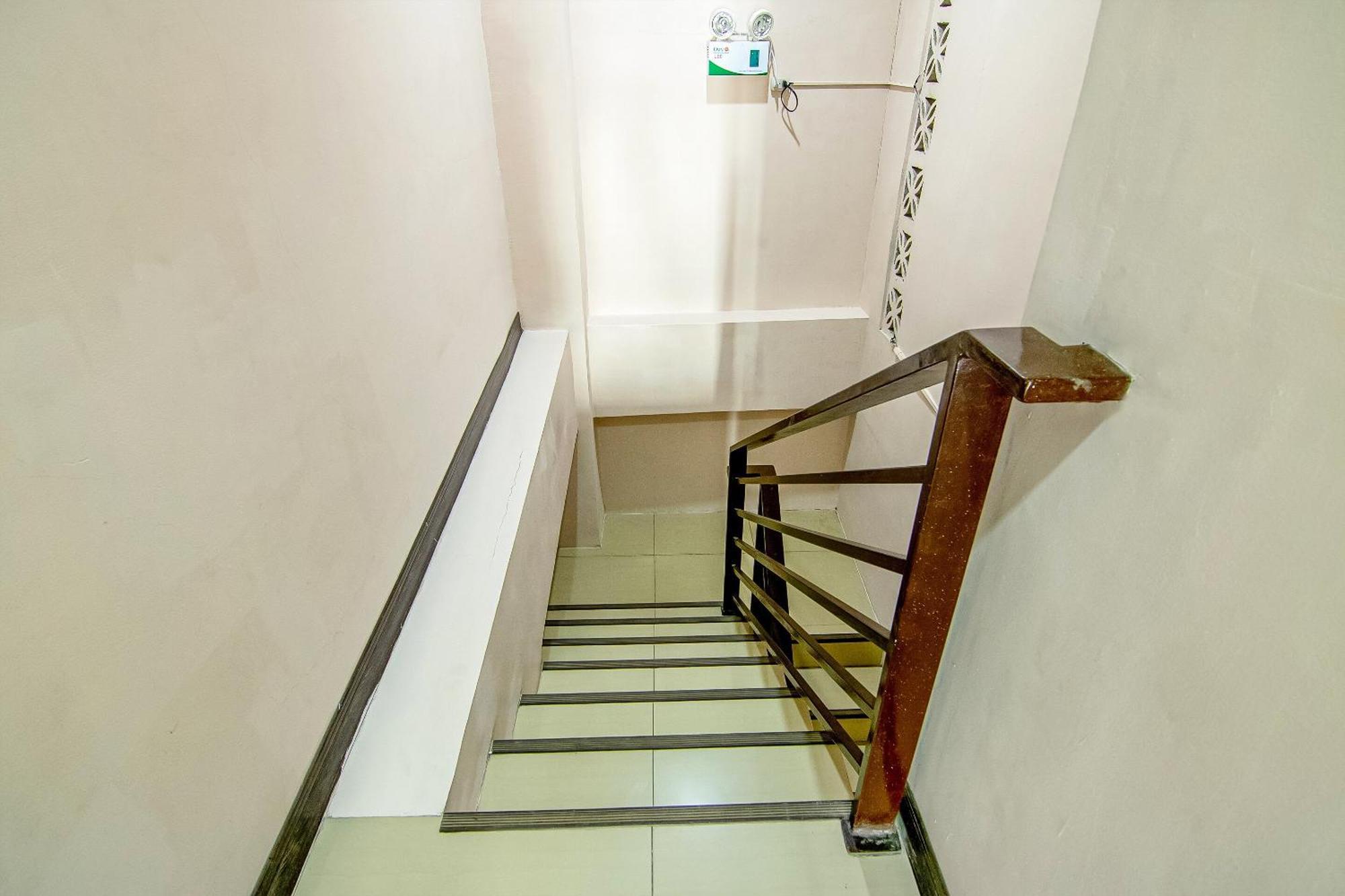 Oyo 766 Ichehan Apartments Manila Dış mekan fotoğraf