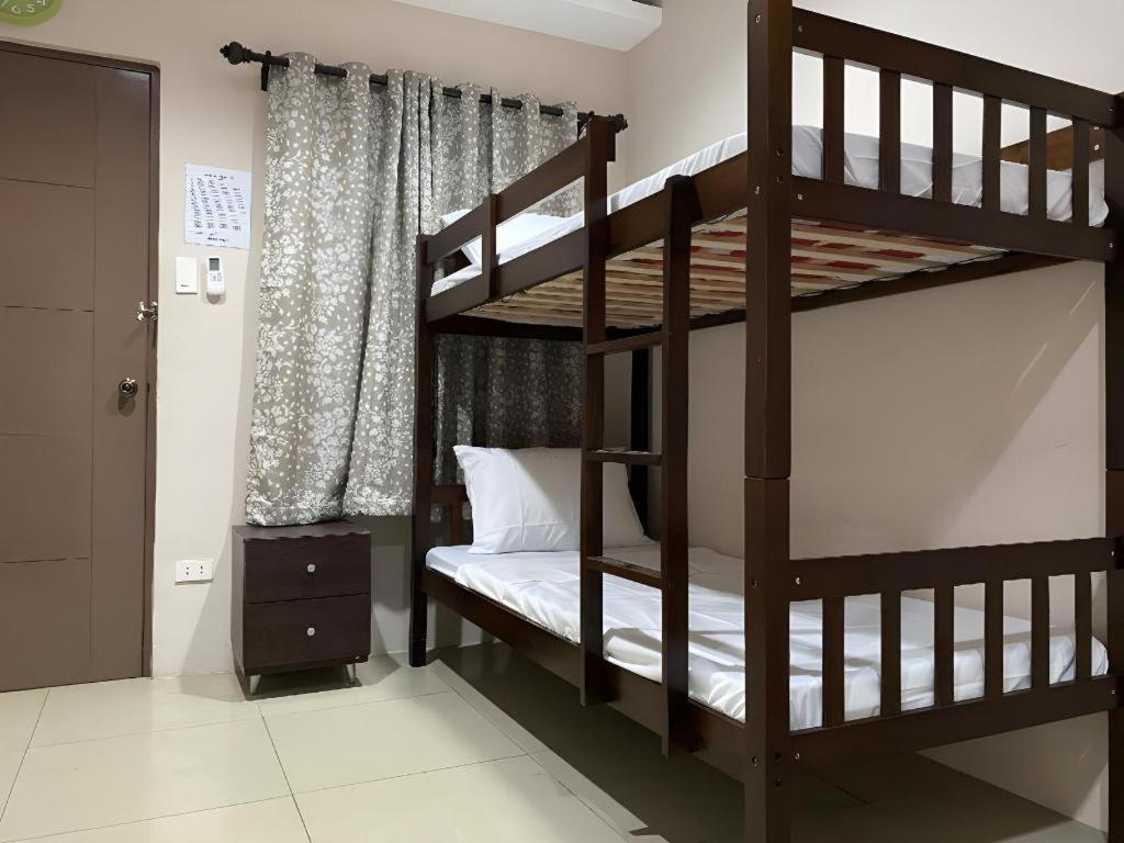 Oyo 766 Ichehan Apartments Manila Dış mekan fotoğraf