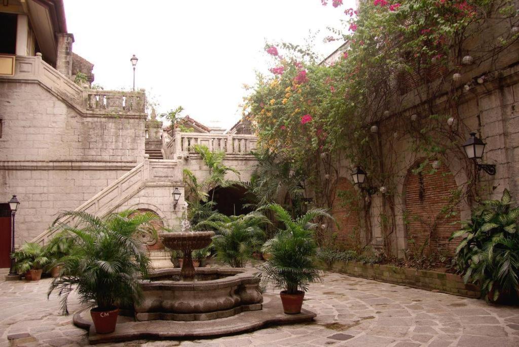 Oyo 766 Ichehan Apartments Manila Dış mekan fotoğraf